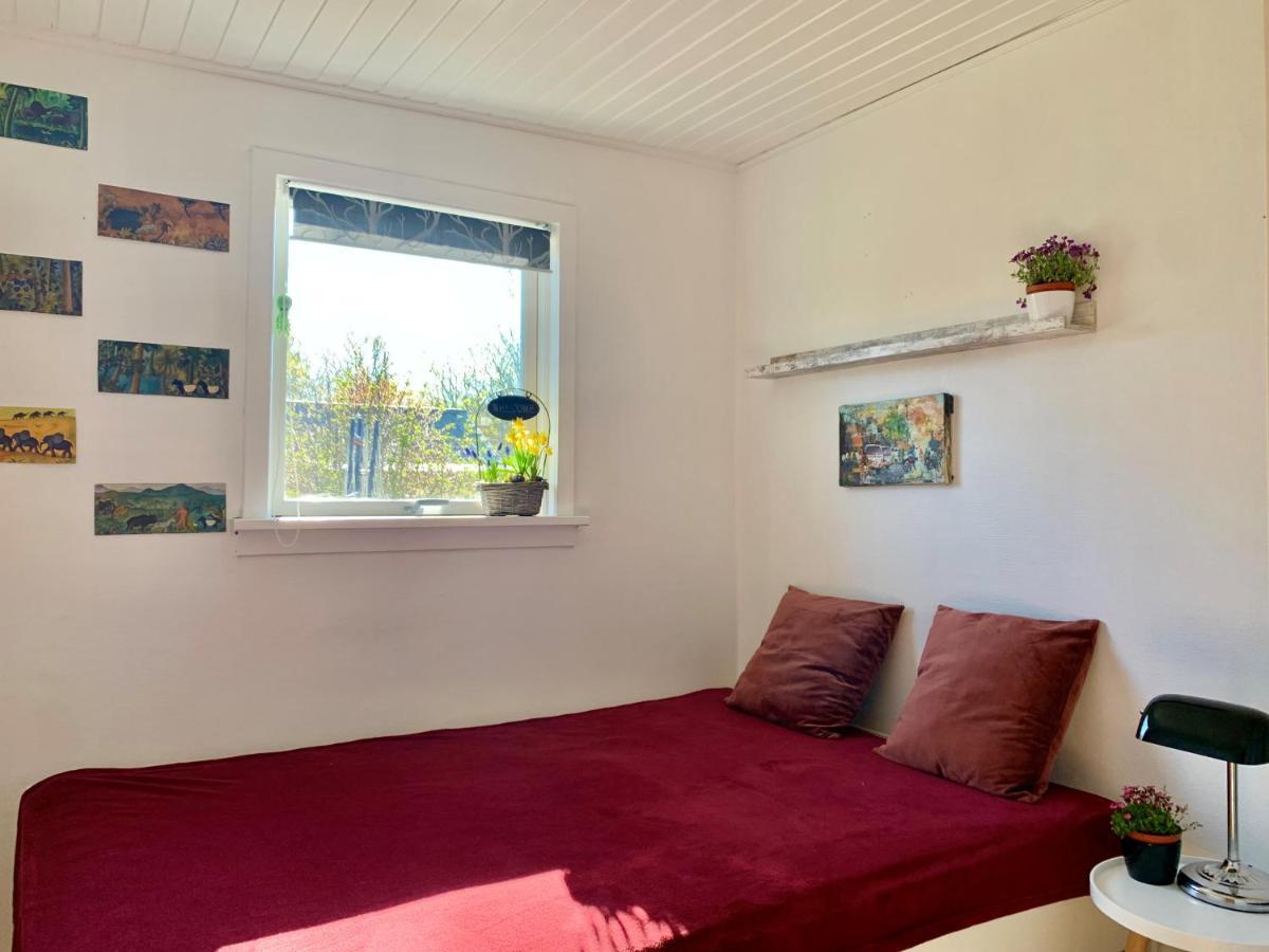 Spacey And Charming Cabin 300 M. From Beach Tjorneholm Экстерьер фото
